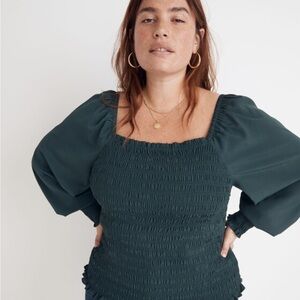 ✨Madewell M Dark Green Lucie Bubble-Sleeve Smocked Top